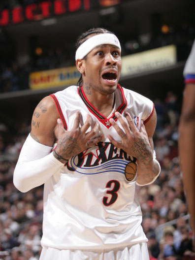 久常凉在比赛中手滑，球杆脱手刚好砸在了自己的小球上（久常凉比赛中手滑，脱手球杆意外砸中自己的球）