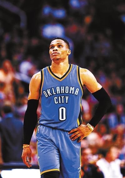 马雷斯卡：埃斯特旺像个旧时代的孩子，他不沉迷于手机和社媒（马雷斯卡：埃斯特旺是个老派的孩子，远离手机与社交媒体）