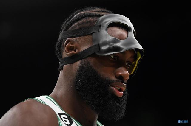 阿莱格里：我只是对裁判说“怎么每次有你在都会出乱子”（阿莱格里解释：我只是问裁判“为何每次你执法都会出状况”）