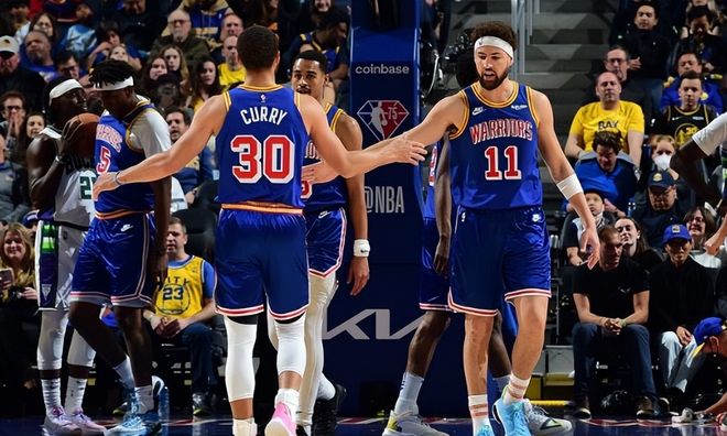 媒体人：成都蓉城一年三换董事长，新一任在走流程了（媒体人称成都蓉城一年内第三次更换董事长，新任正履行手续）