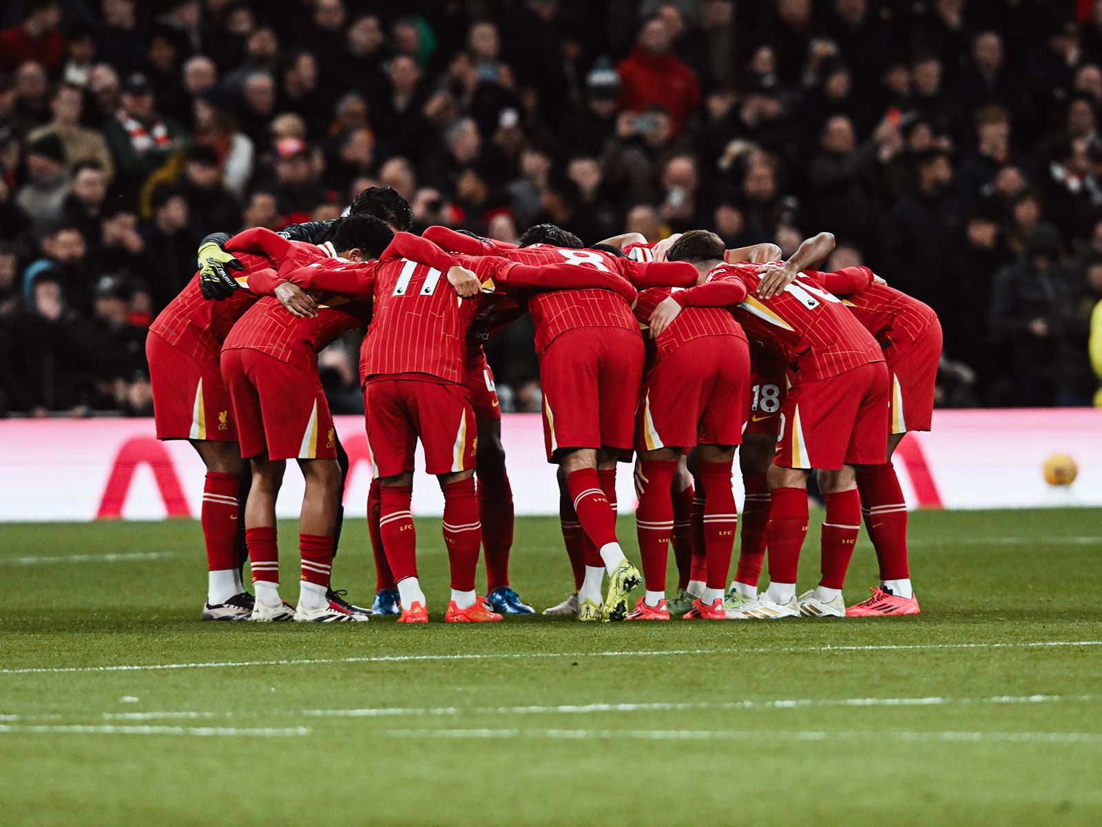 太阳报：奥利塞帮助埃泽适应枪手新生活，二人经常会在线下棋（太阳报：奥利塞助埃泽融入阿森纳新环境，两人常在网上下棋）