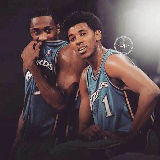 又伤了！浓眉腹股沟痉挛 连续两年圣诞大战伤退（浓眉再度受伤！腹股沟痉挛，连续两年圣诞大战伤退）