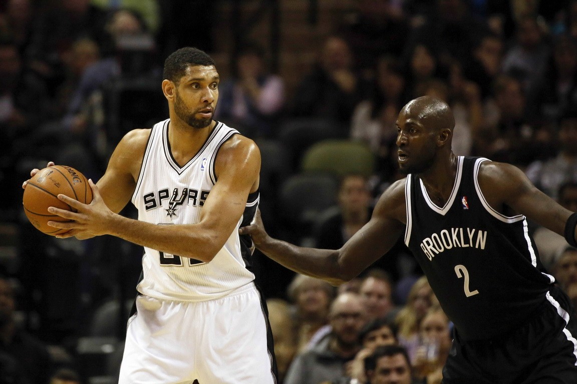 孔帕尼：我有关注曼城希望他们英超夺冠；连胜时我们也要反思（孔帕尼：关注曼城盼其英超封王；即便连胜仍需反思）