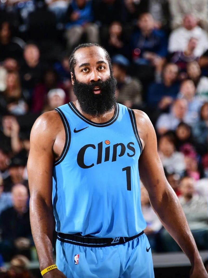 阿斯报：齐达内已拒绝所有邀约，法国队静待其世界杯后执教（阿斯：齐达内已拒绝各方邀请，法国队等待其世界杯后接任主帅）