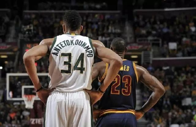 王钰栋：留洋计划保密，希望未来带领中国队踢世界杯（王钰栋：留洋动向暂时保密，盼未来率国足闯入世界杯）